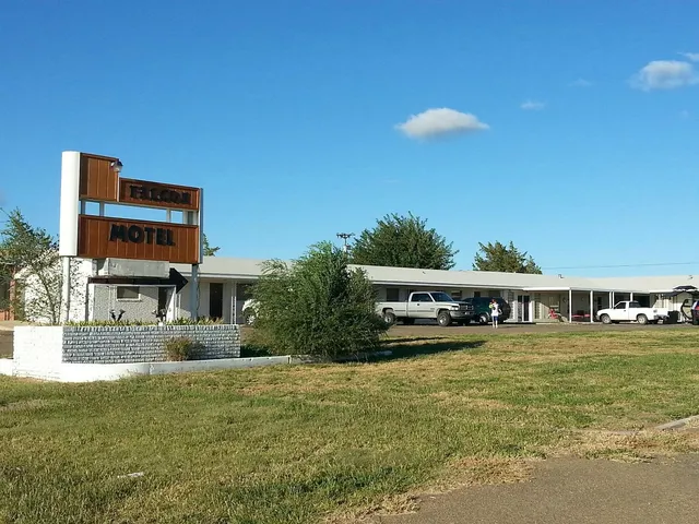 Falcon Motel