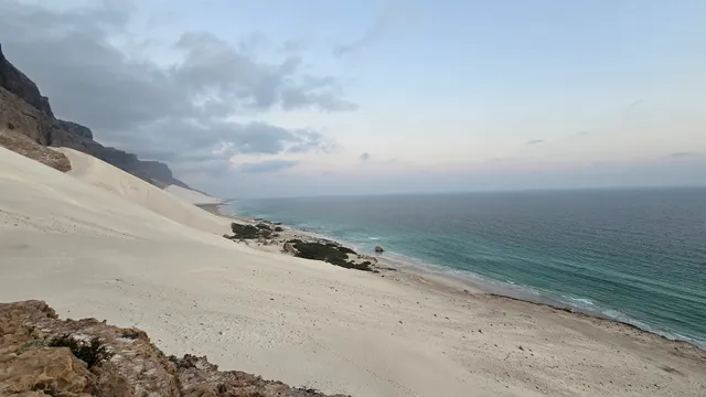 شاطئ عرهر Arher Beach