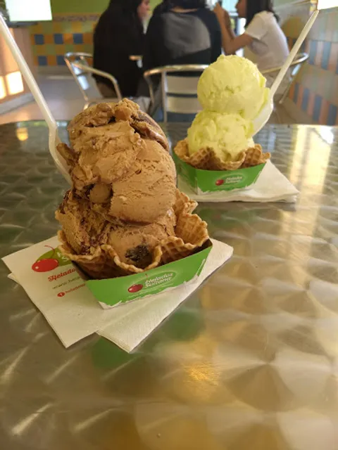 Helados Sultana - Vista Hermosa