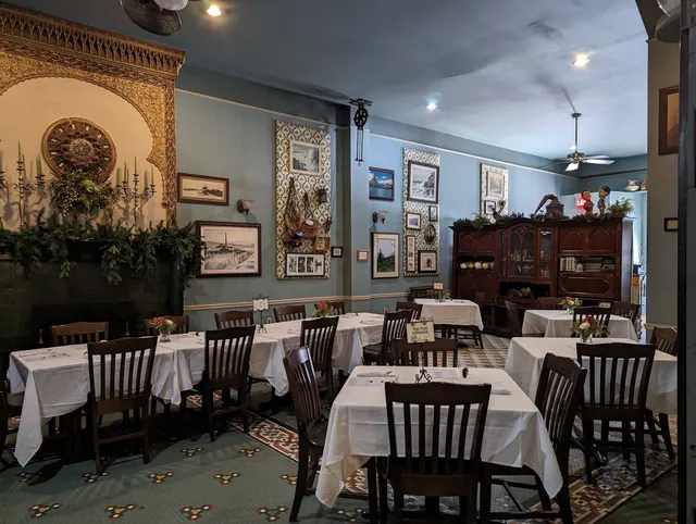 Michigan House Cafe and Brew Pub