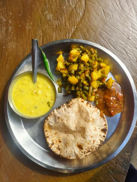 Nature's nest farmstay and cafe