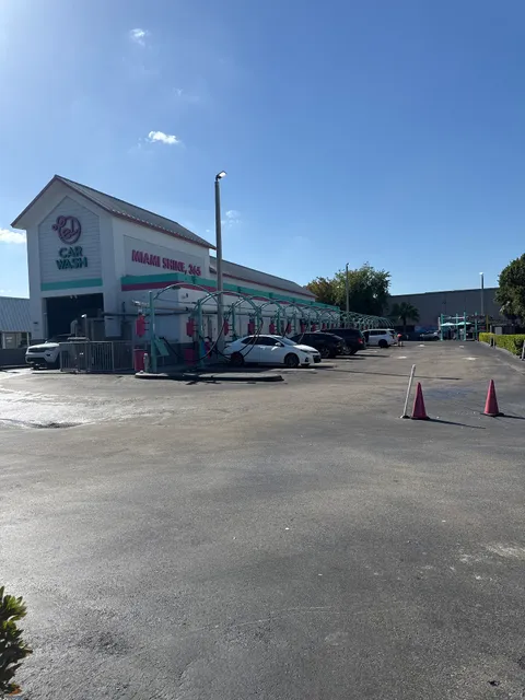 El Car Wash - FIU / West Miami