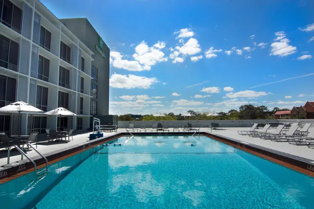 Holiday Inn Gainesville-University Ctr by IHG