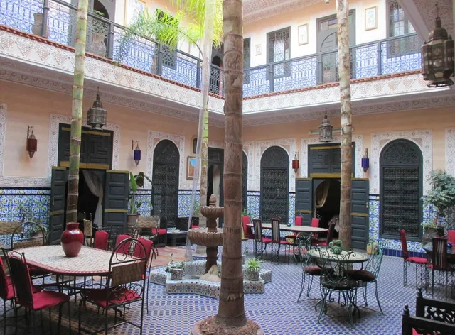 Riad Lalla Khiti