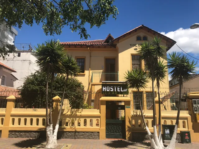 Hostal Volunteer House hotel