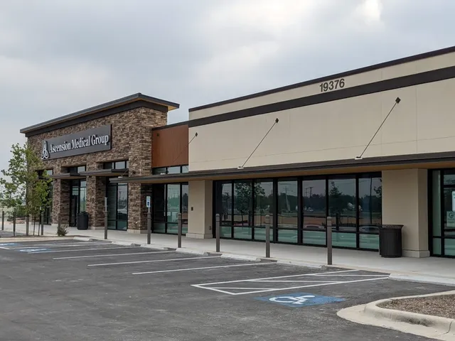 Ascension Medical Group Seton Primary Care - Bar W Marketplace