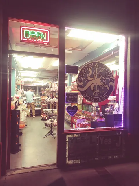 Capitola Candy Company