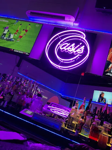 Oasis New York Bar & Lounge