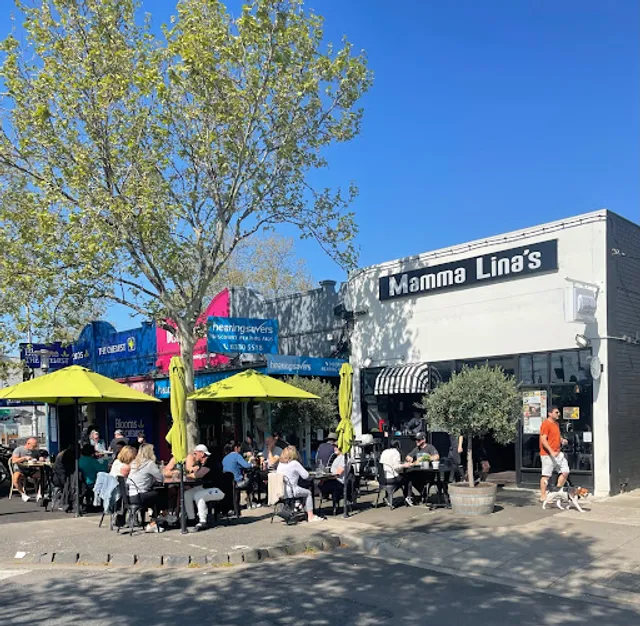 Mamma Lina's Bar Cafe