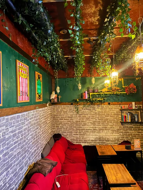 Locca Shisha Cafe and Bar