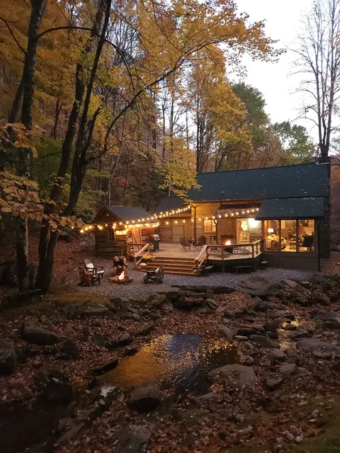 Cascading Creek Cabin