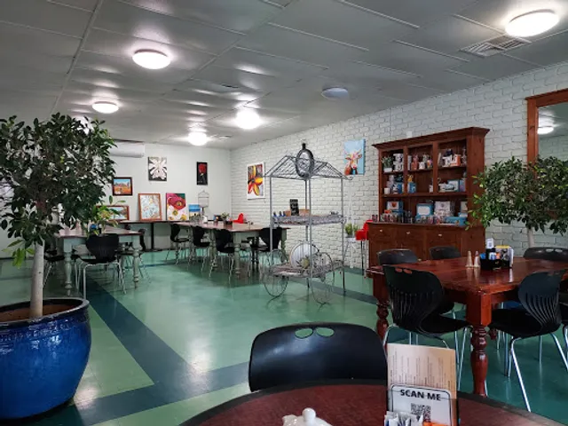 Riverside cafe and diner