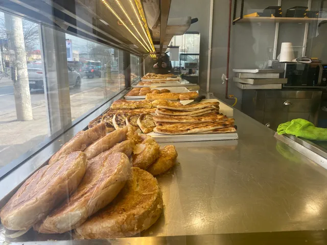 Sarıyer Börekçisi Placintarie Turceasca