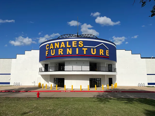 Canales Furniture / Mueblería Arlington Matlock