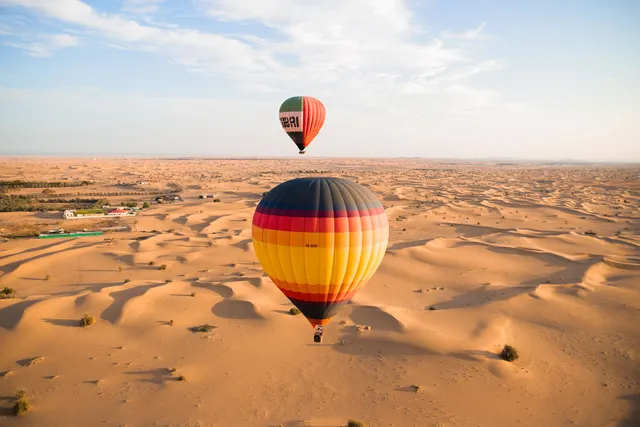 Dubai Ballooning