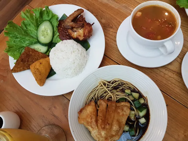 Kafe Betawi - Central Park Mall