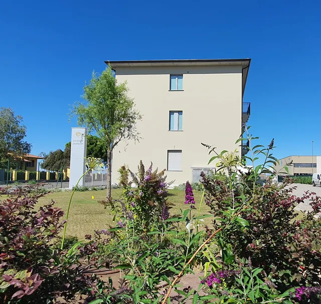 ECO ROOMS & APARTMENTS