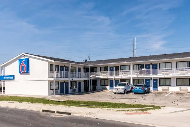 Motel 6 Fort Worth, TX - North