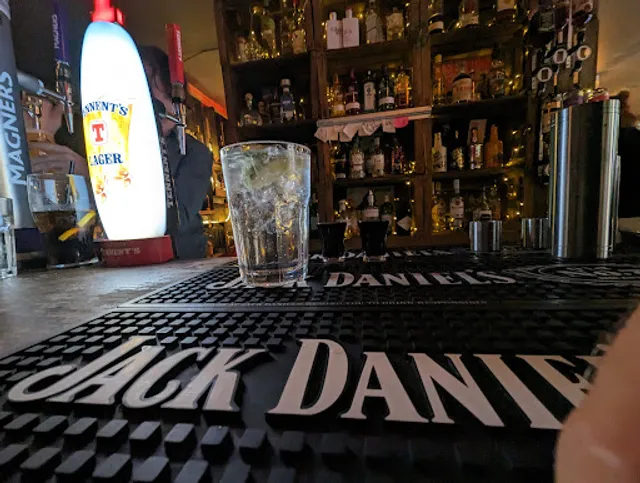 Bath Street Palomino