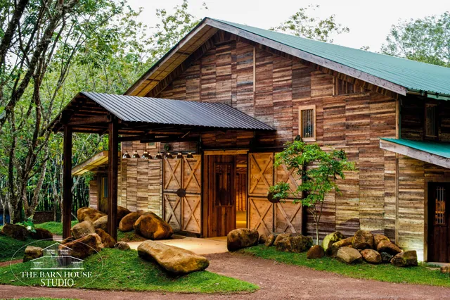 The Barnhouse - Sri Lanka