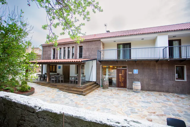 O Camiño Fala, Hotel-Restaurante