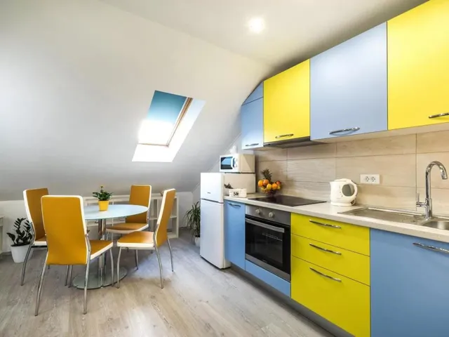 Sunshine Home Apartments