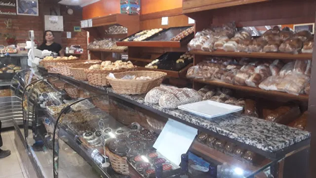 Panaderia Y Cafeteria "Lo De Haydee"