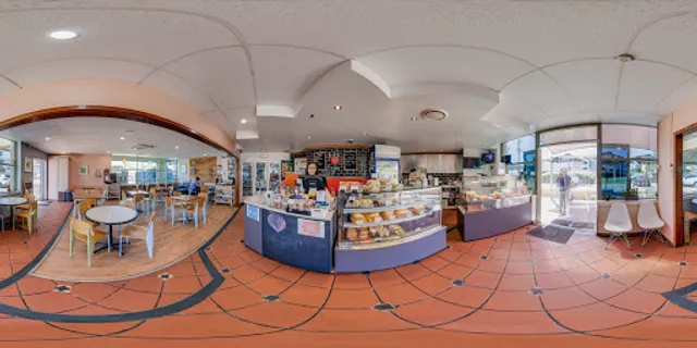 The Perfect Peach Cafe