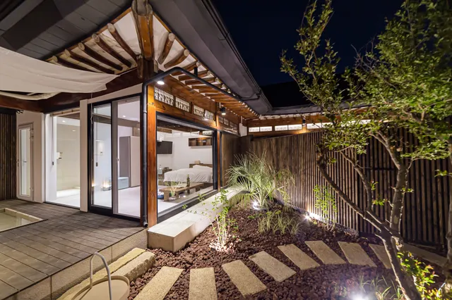 Gyeongju Hanok Korean Traditional Hotel Sosojeong