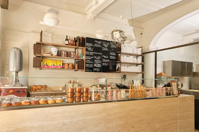 Maritozzi e Gelato di Barbara e Renato