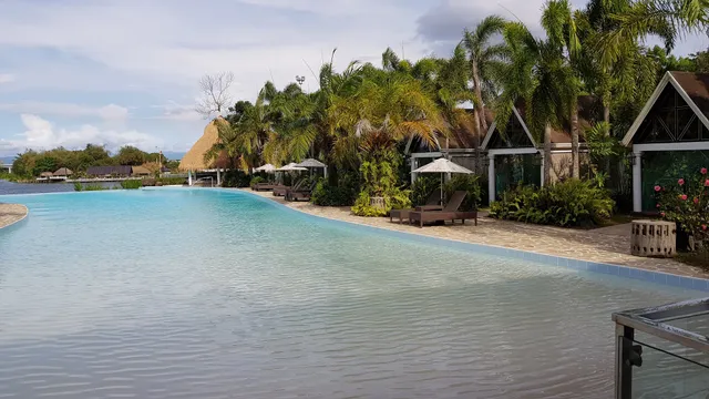 The Lagoon - The Greenery