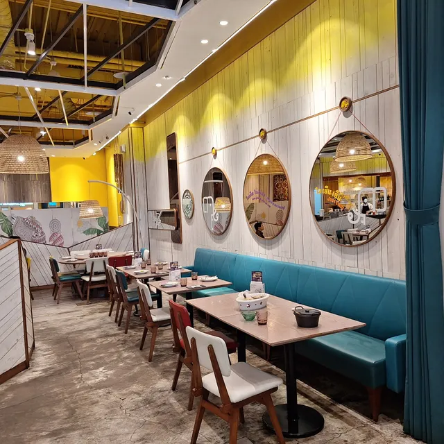 Siam More Taoyuan Bade Branch