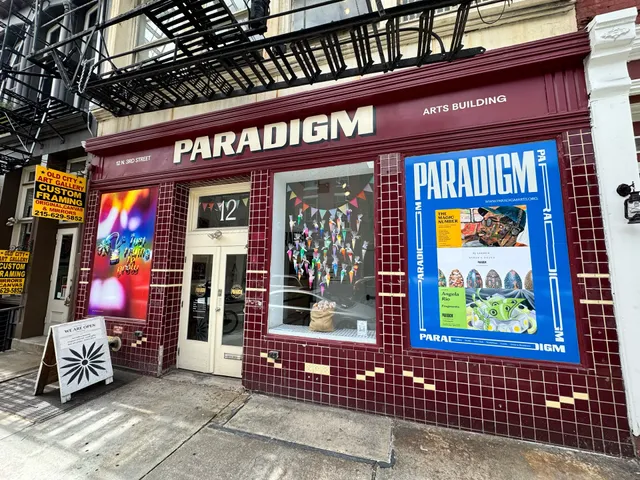 Paradigm Gallery + Studio
