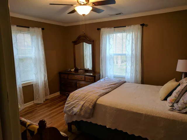 Pleasant View Farm Events & Lodging