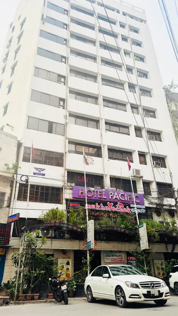 Hotel Pacific