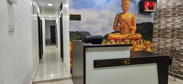 OYO Flagship 70042 7 G Stays