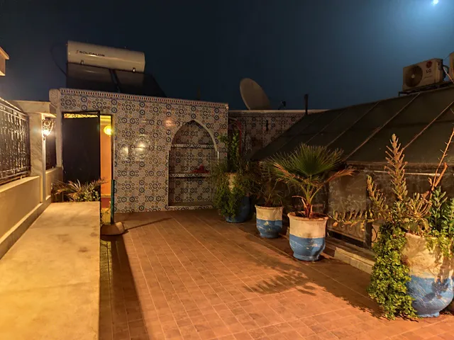 Riad Flottement Des Songes