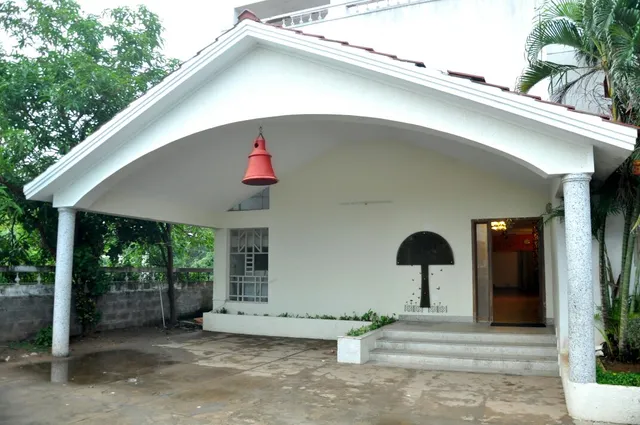 ECR PLEASANT STAY VICTORIYA HALL