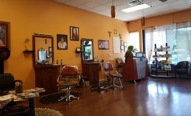 Texturz Hair Studio,LLC