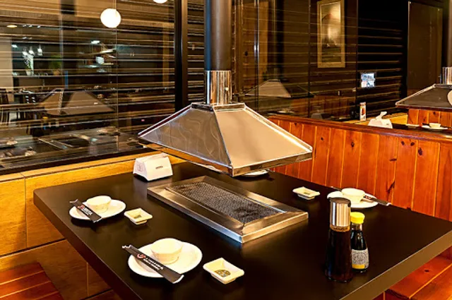 Uekita Sushi & Yakiniku