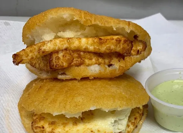 Arepas, Empanadas & Latin Food / D. Briyana Empanadas Deli Food Corp.