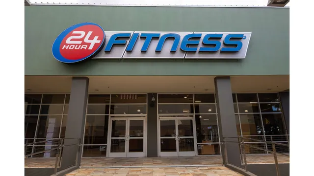 24 Hour Fitness