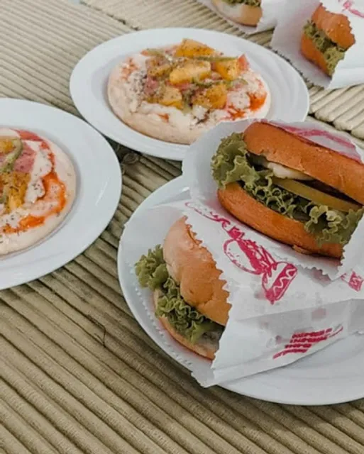 Hamburgueria e pizzaria guga