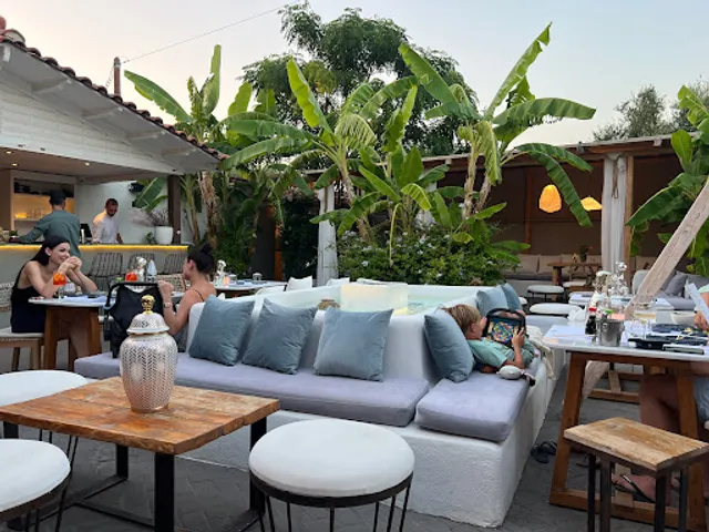 SADO Sushi tales & cocktails