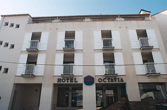Octavia Hotel