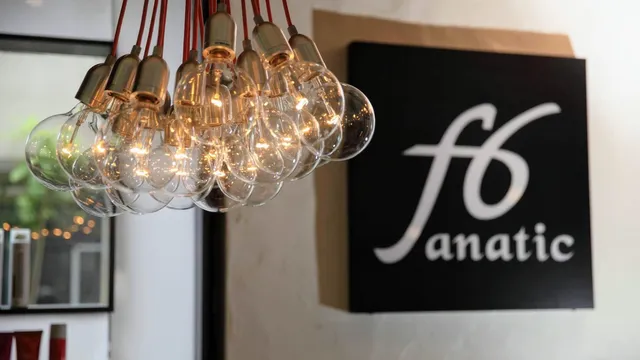 f6 Fanatic Hair Design