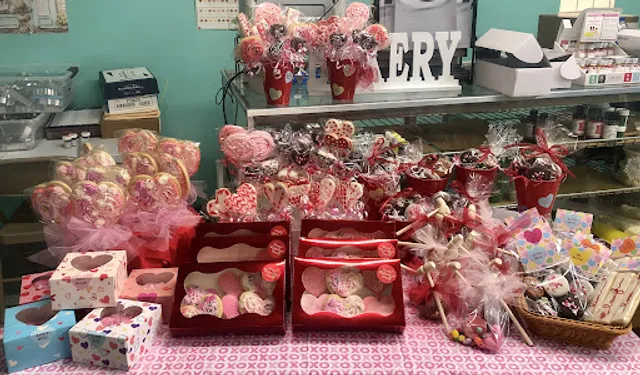 Marie’s Patisserie~Inside Avala Grill