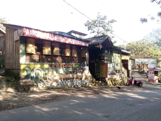 Warung Nasi Khas Sunda Lesehan Maribaya