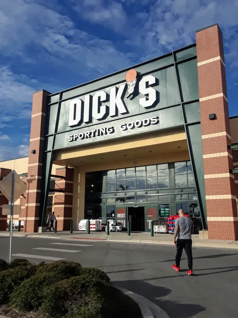 DICK'S Sporting Goods