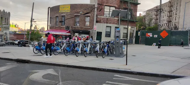 Outside Looking Restaurant & Lounge